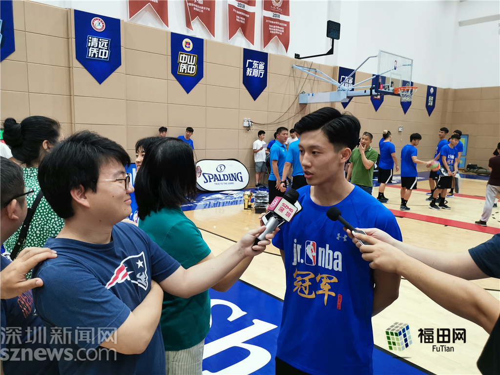 24直播网：NBA校园篮球联赛广东站落幕 深圳二实高中女篮夺冠(图3)