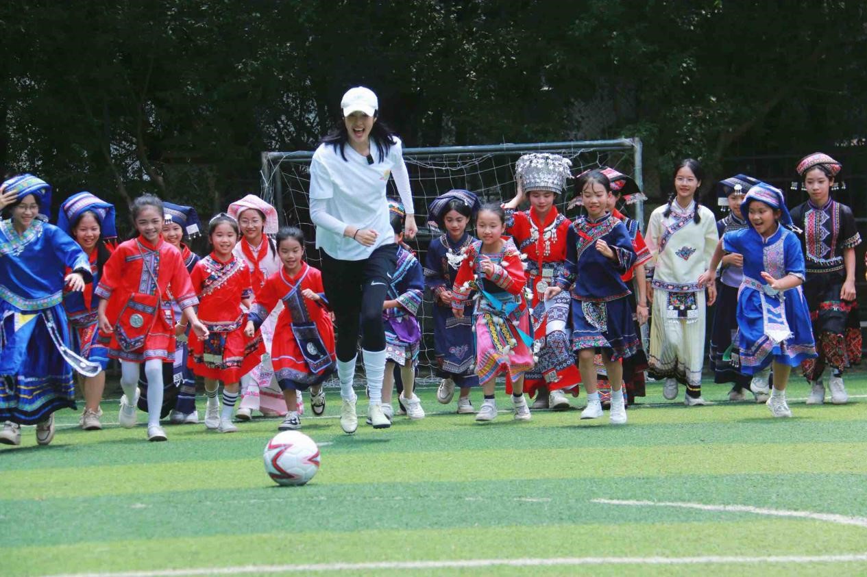 欧洲杯2024：体坛联播｜姆巴佩加盟皇马即将官宣，王楚钦与樊振东会师决赛(图9)